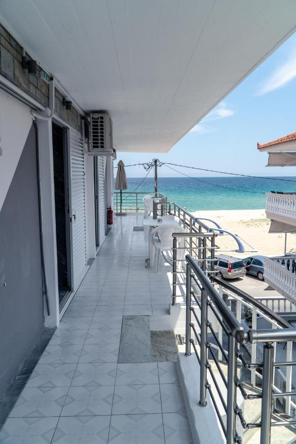 Cocoon Hotel-Beach Bar Sarti Exterior photo